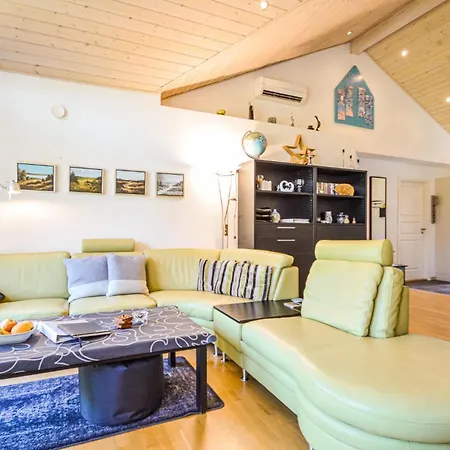 Holiday home Stunning In Toftlund With Wifi *